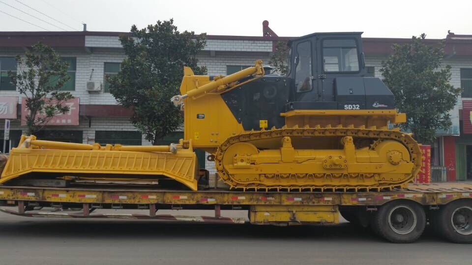 河南山推義煤石豪礦SD320推土機(jī)交車現(xiàn)場(chǎng)