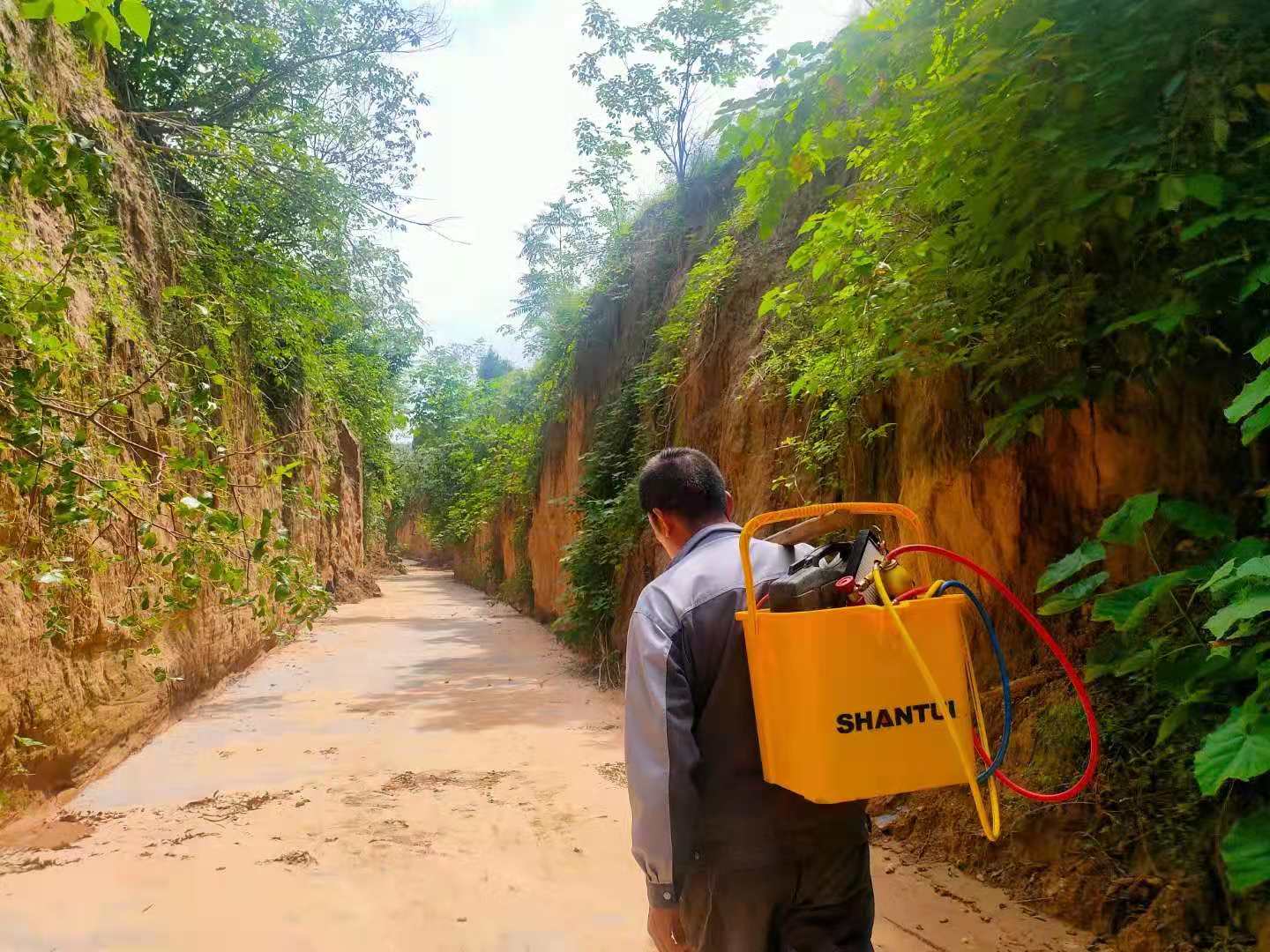 路總有盡頭 但山推服務(wù)永無止境！