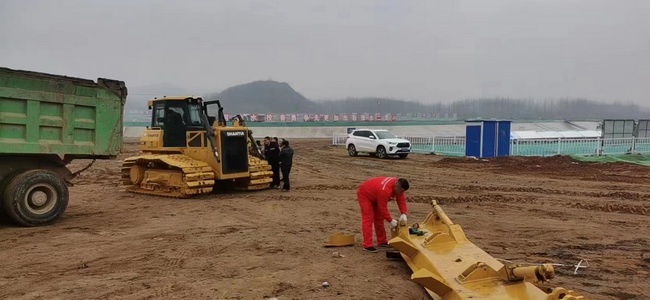 山推DH17C2推土機(jī)
