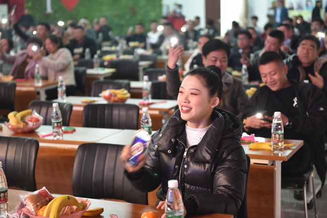 山推挖掘機(jī)國(guó)四新品推介會(huì)活動(dòng)現(xiàn)場(chǎng)圖片