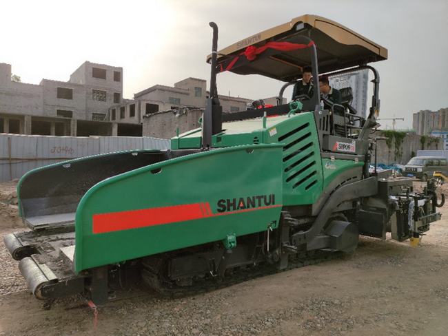 山推SRP09-C5攤鋪機(jī) 山推SRP09-C5攤鋪機(jī)